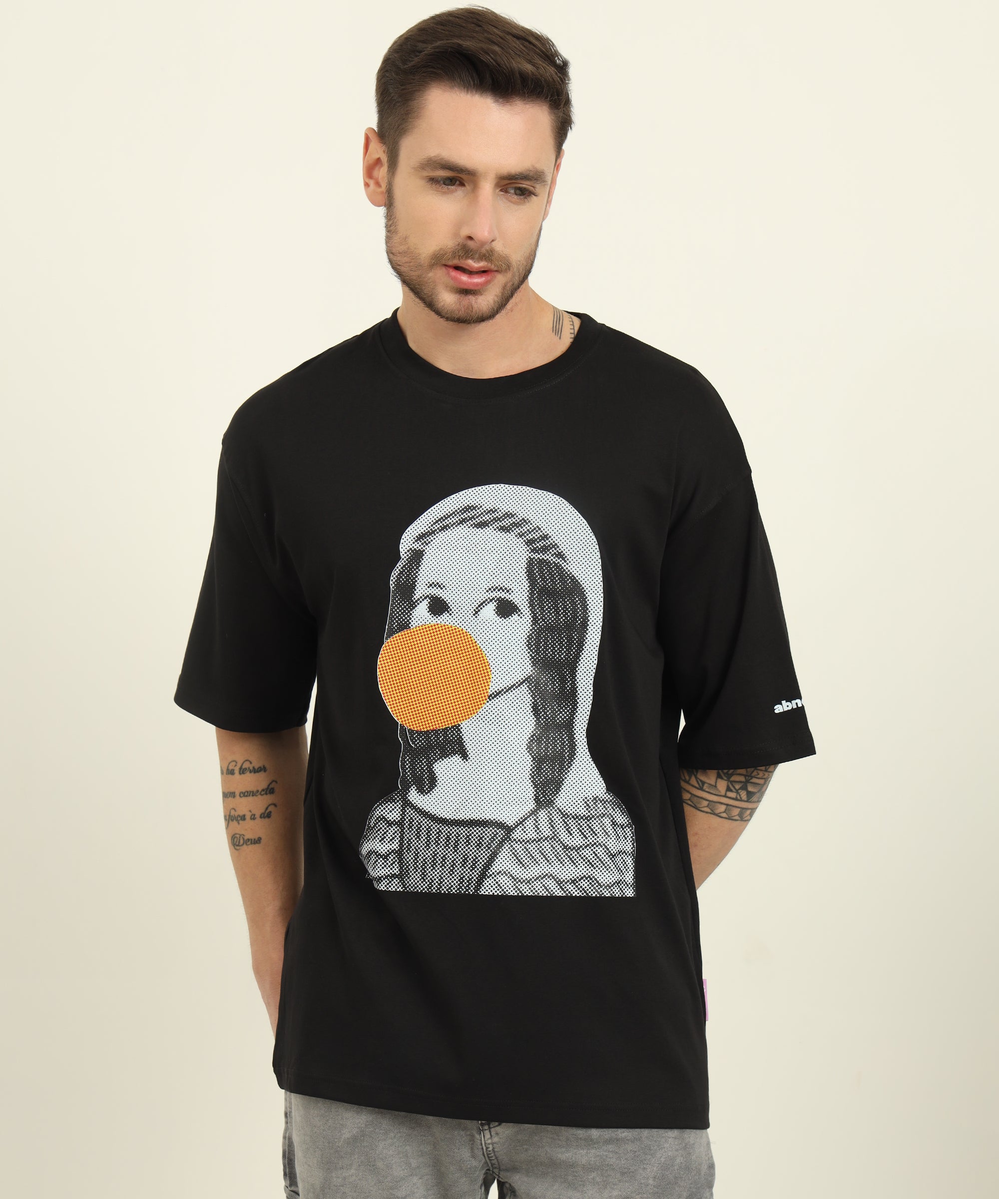 Mona Mono Oversized Graphic T-shirt