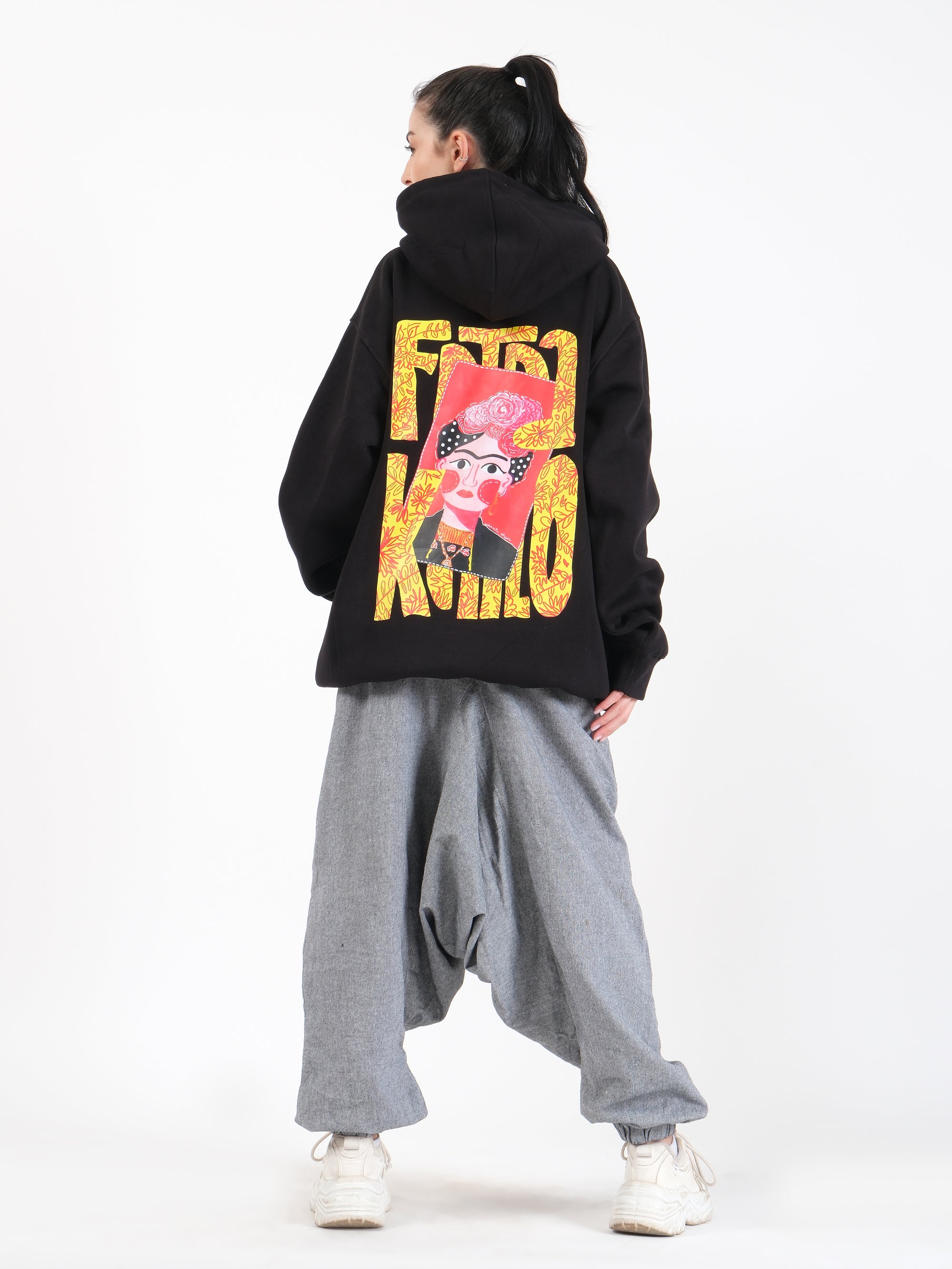 Frida- Oversized Graphic Hoodie