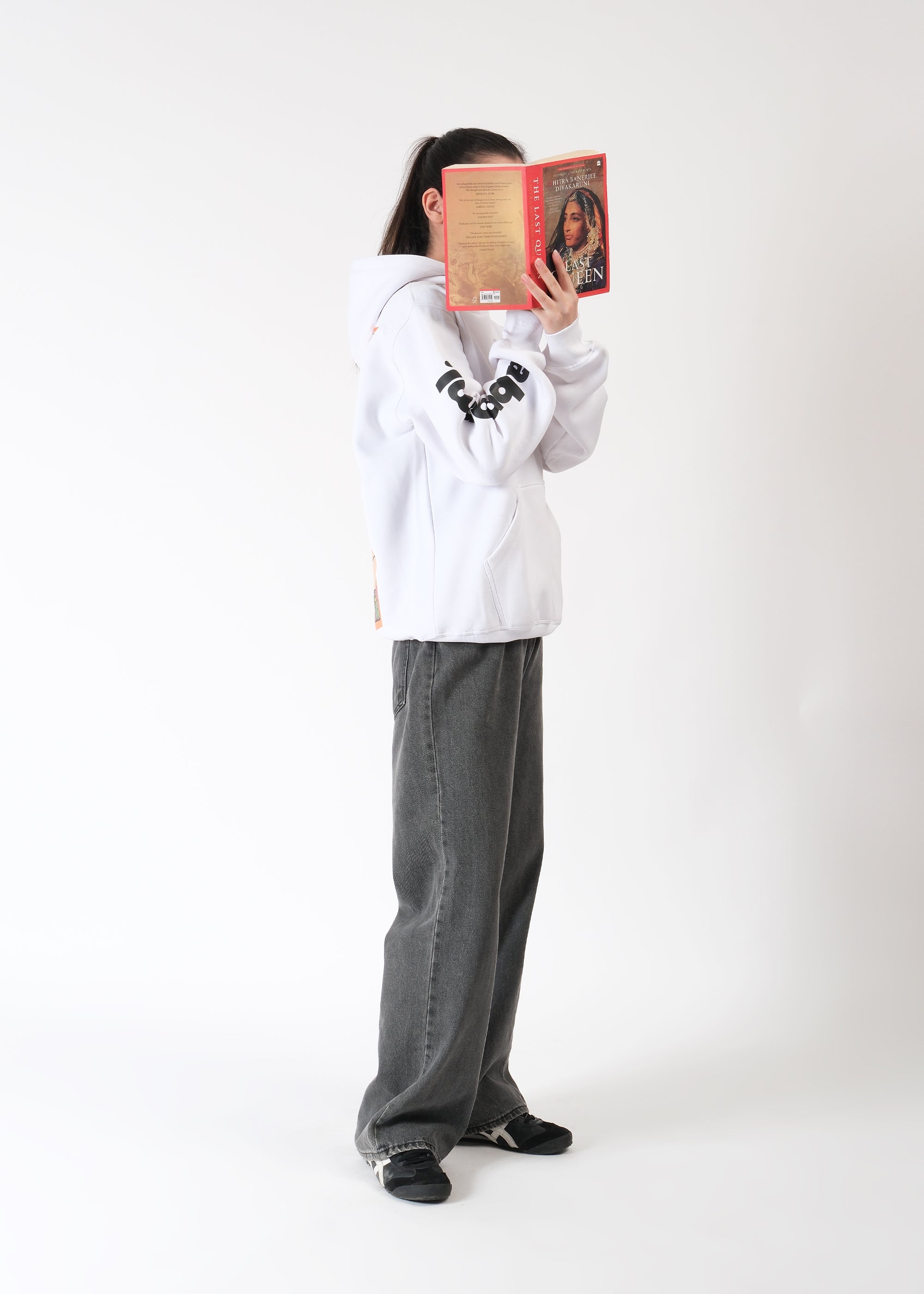 Vague Oversized Graphic Hoodie