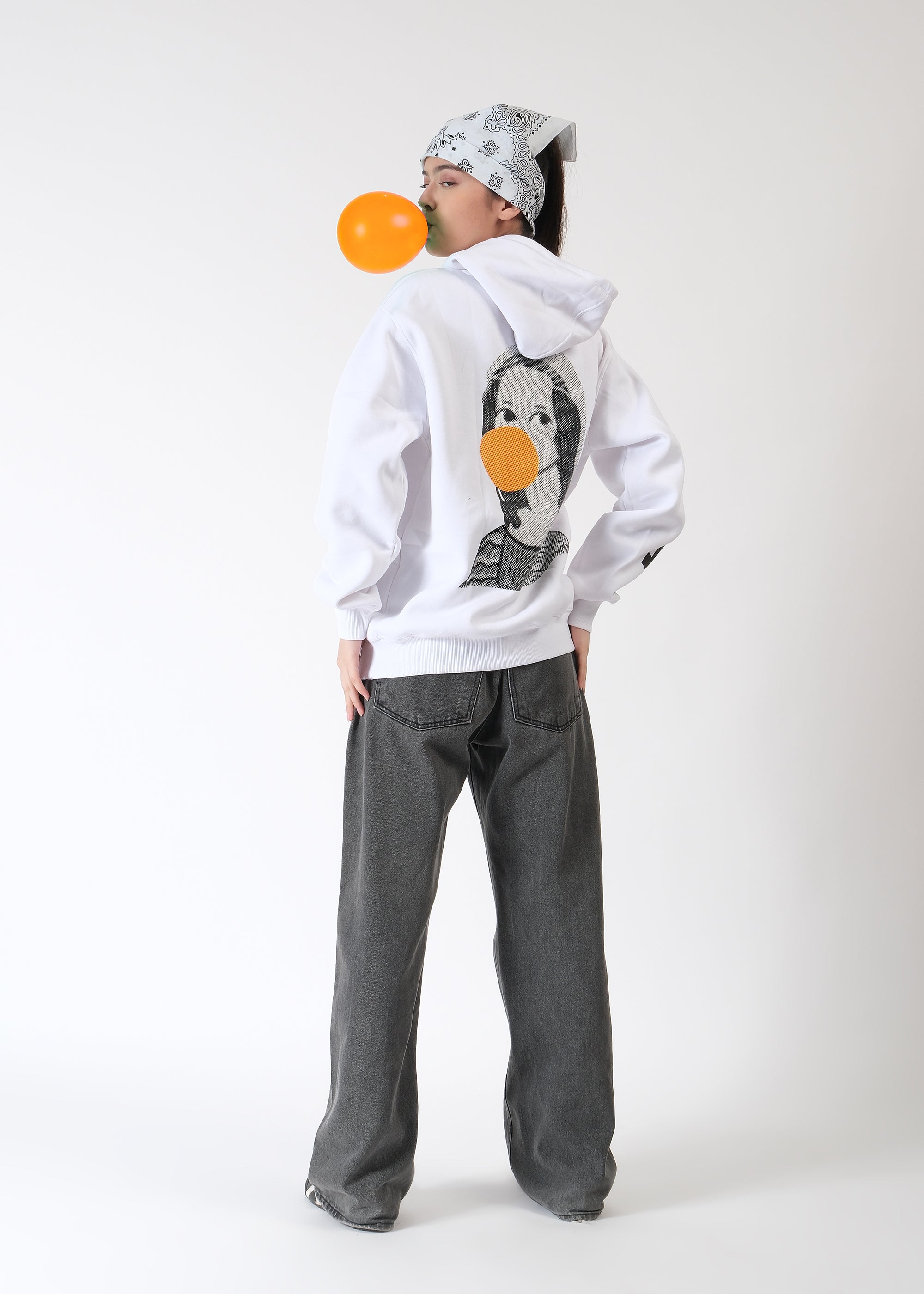 Mona Mono - Unisex Hoodie
