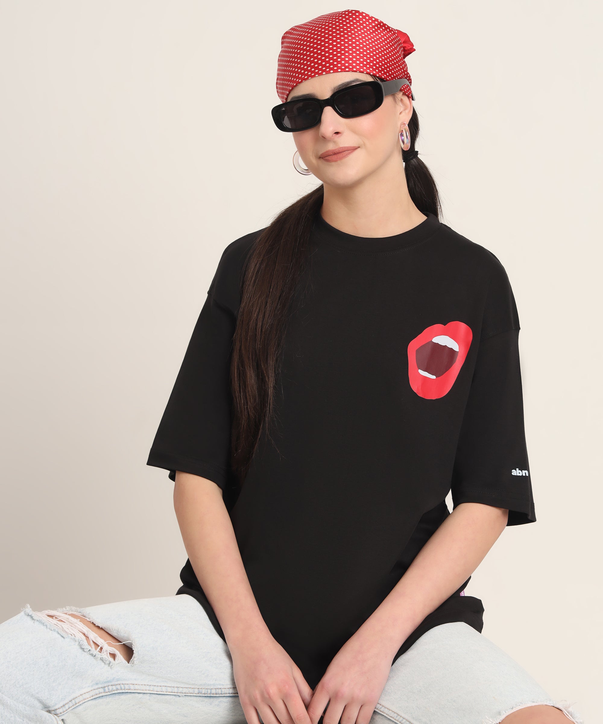 Shout Out Loud Oversized Graphic T-shirt