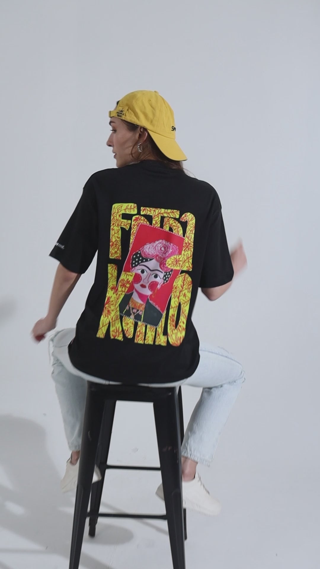 Frida Oversized Graphic T-shirt